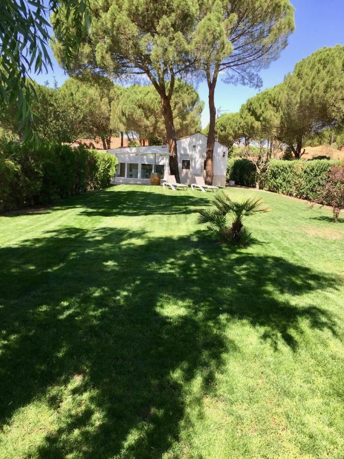 Chalet Medina Del Campo Entrepinares El Campillo  المظهر الخارجي الصورة